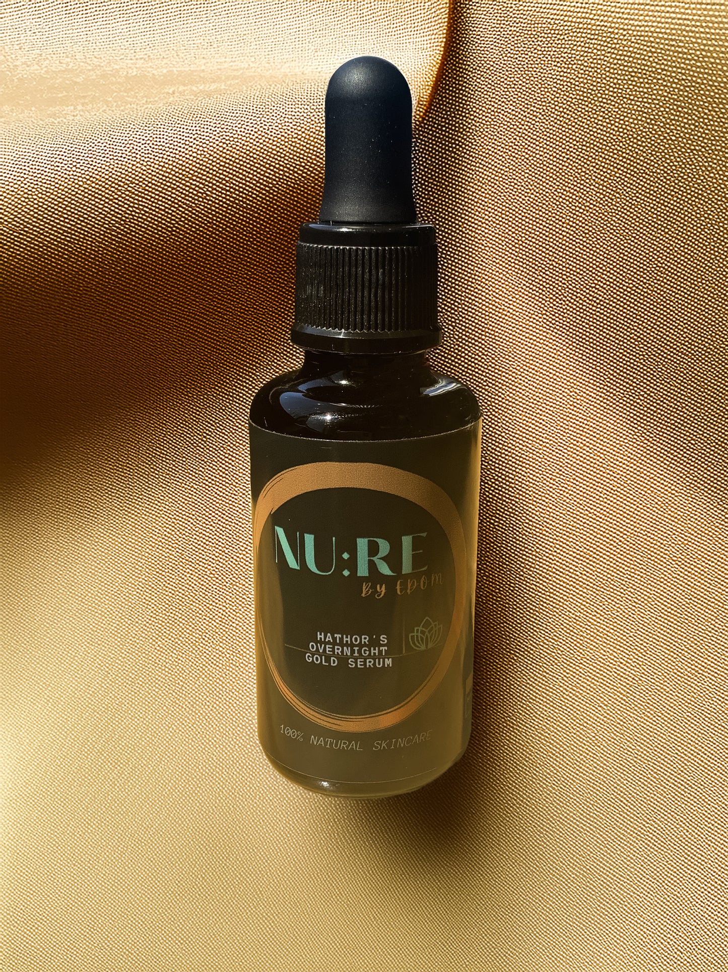 Hathor’s Overnight  Gold Serum